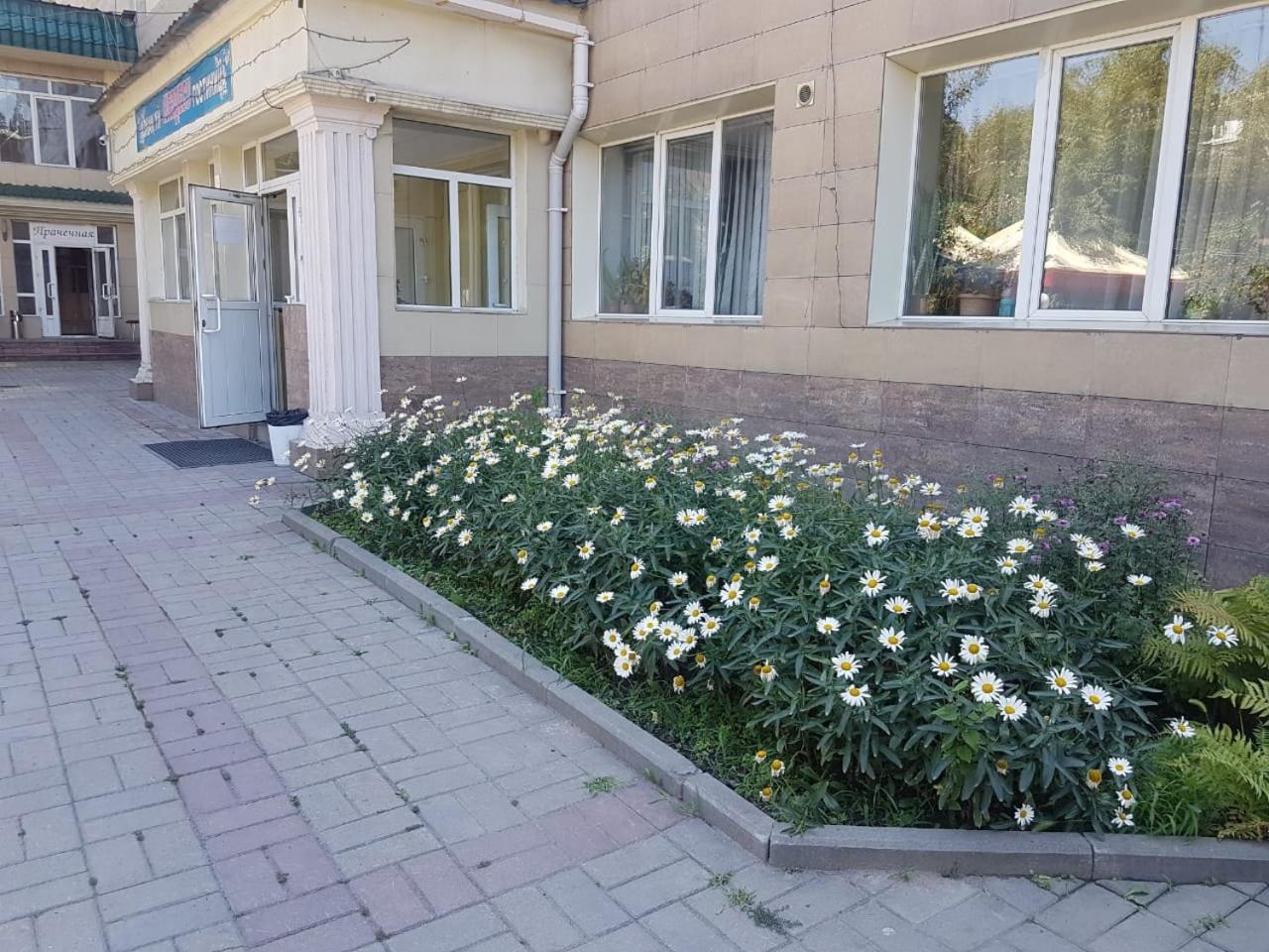 Hotel Kezdesu Almaty Ngoại thất bức ảnh
