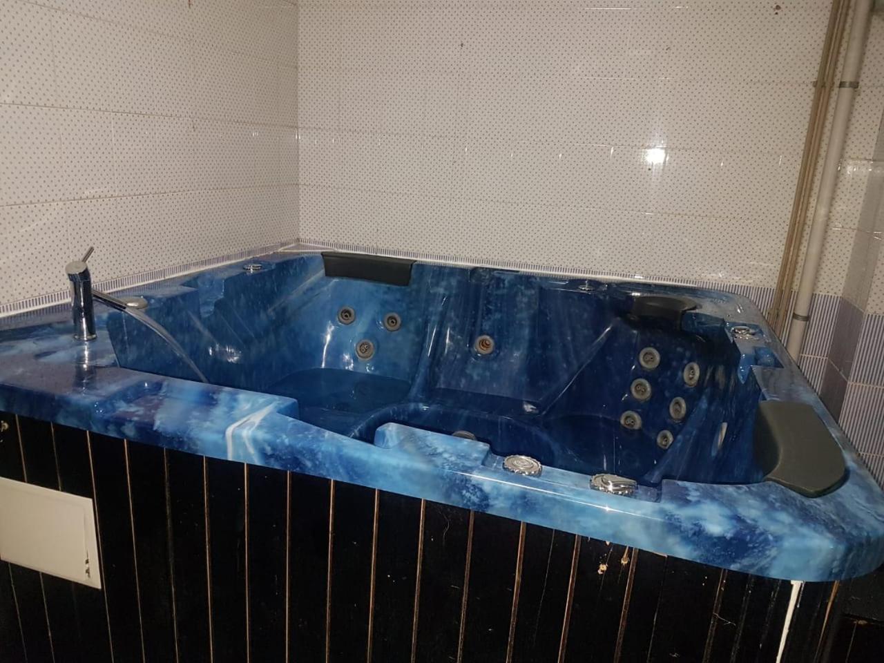 Hotel Kezdesu Almaty Ngoại thất bức ảnh
